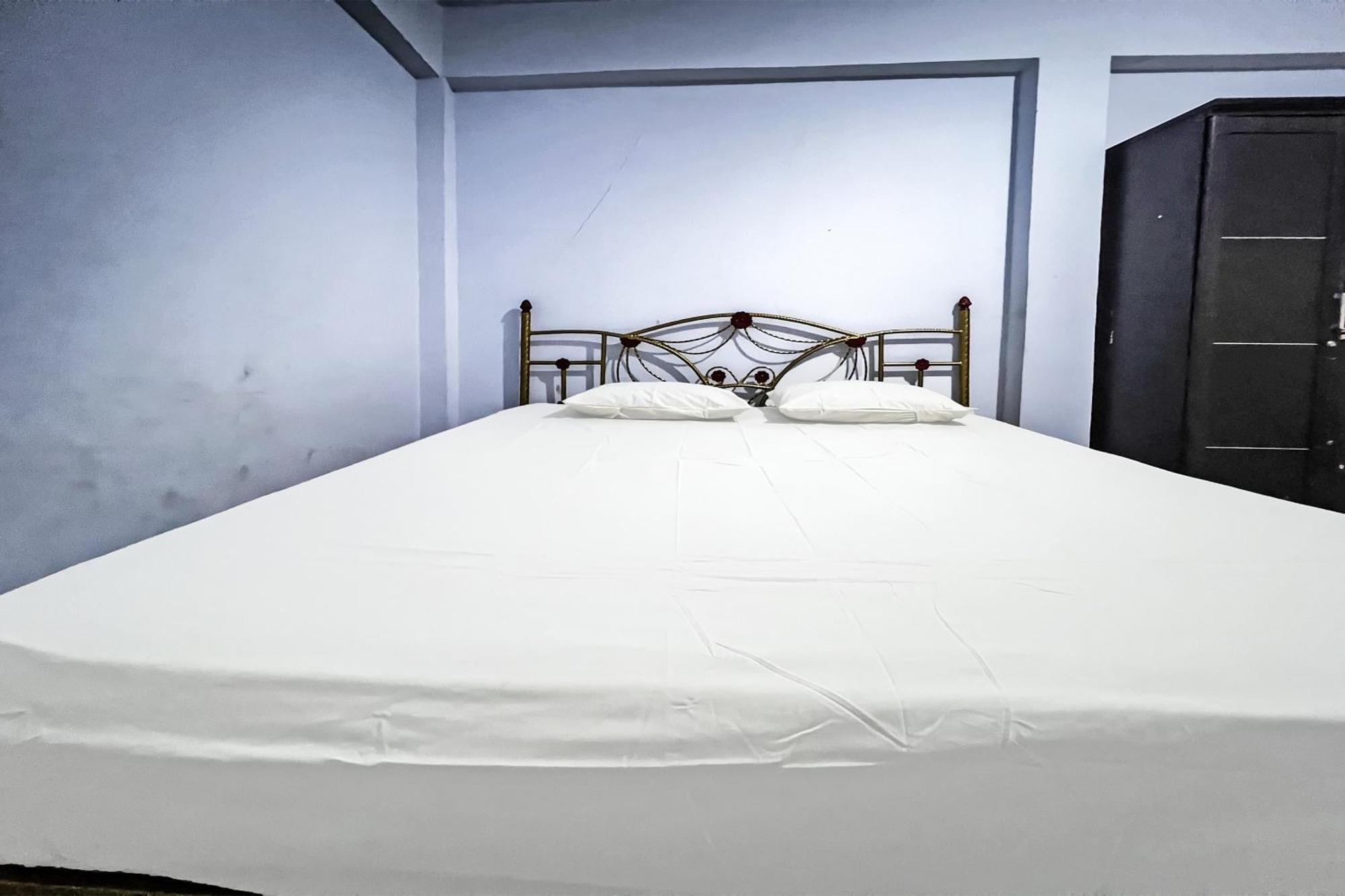 Oyo 91757 Surya Hotelneartaman Anggrek Pkk Watansoppeng Lalabata Exteriér fotografie